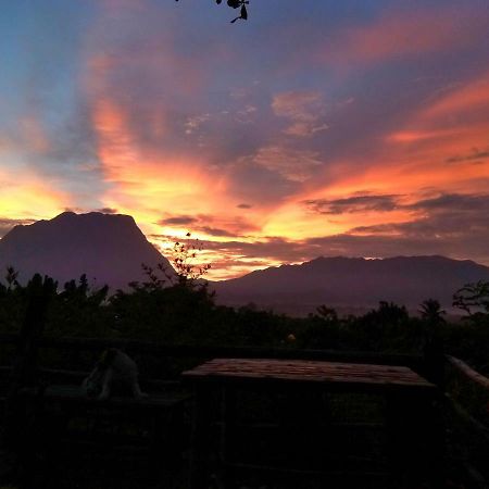 Baan Aingdoi Homestay, Chiang Dao Esterno foto