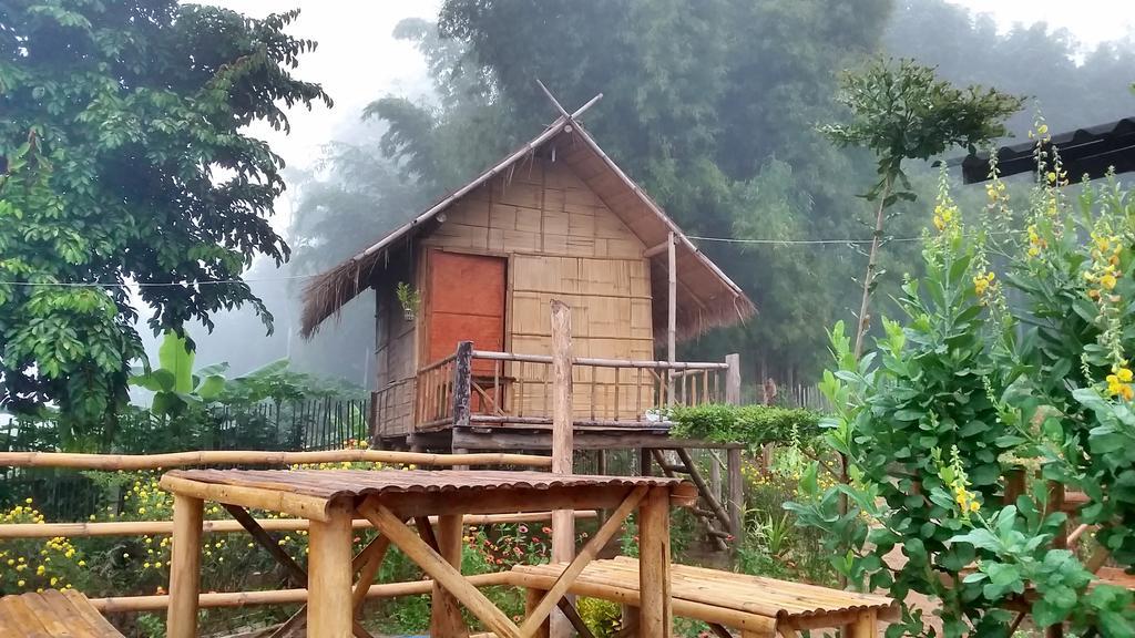 Baan Aingdoi Homestay, Chiang Dao Esterno foto