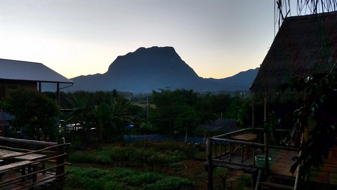 Baan Aingdoi Homestay, Chiang Dao Esterno foto