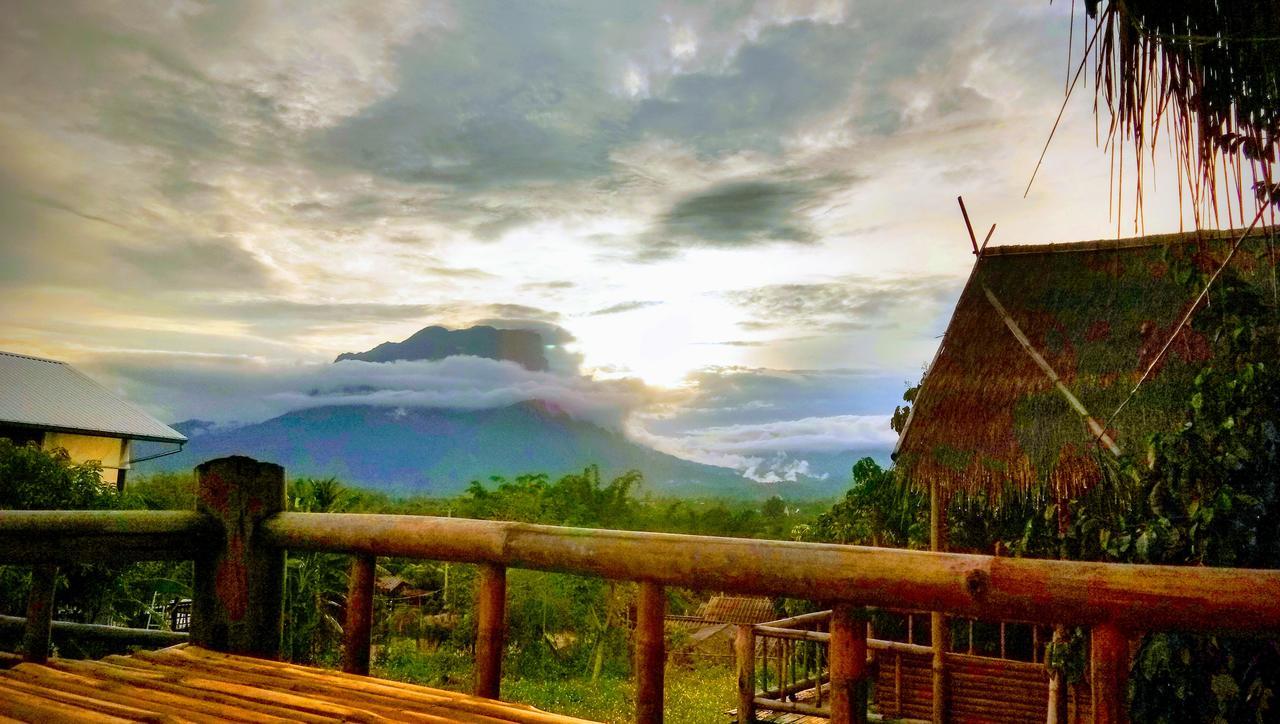 Baan Aingdoi Homestay, Chiang Dao Esterno foto