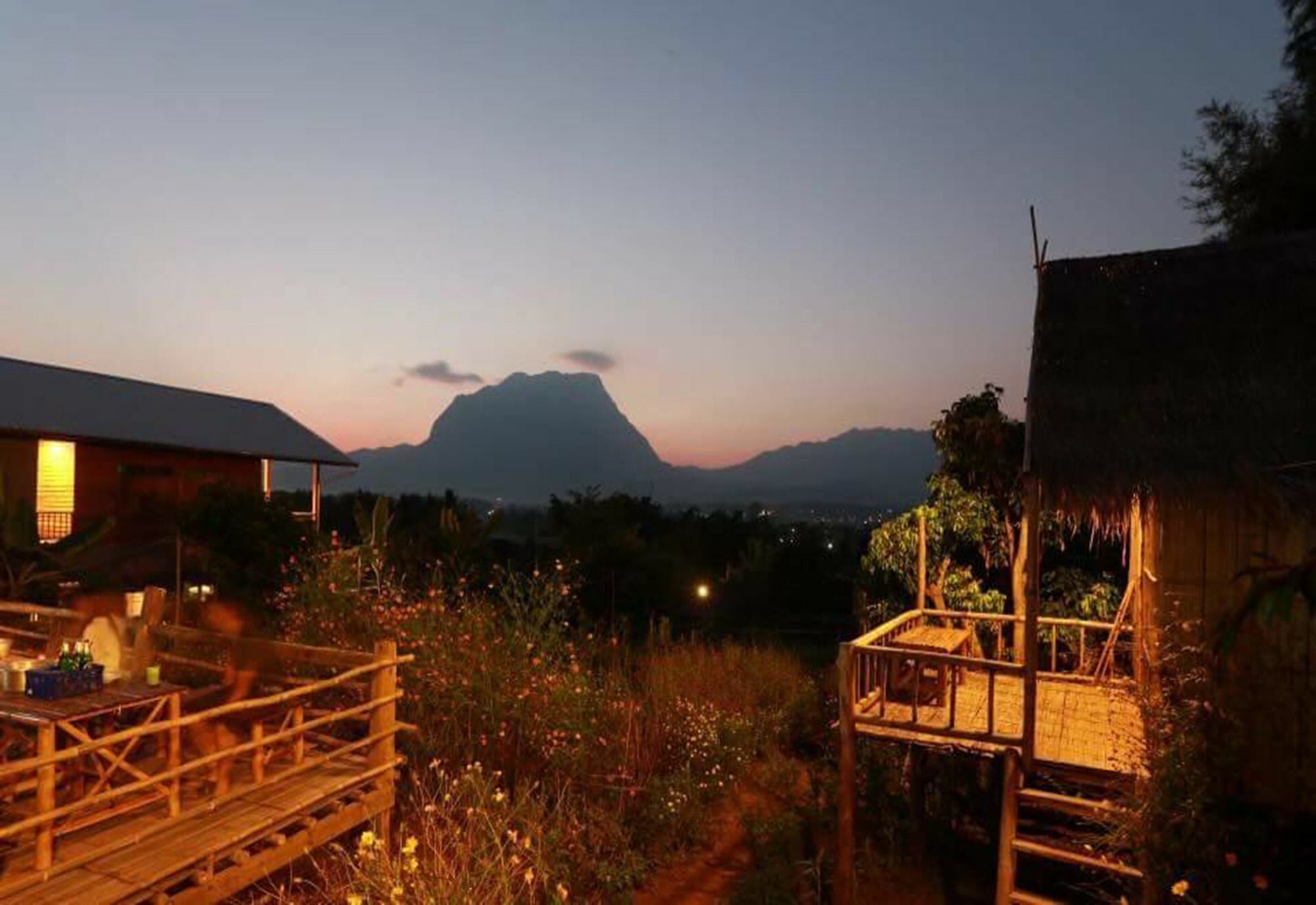 Baan Aingdoi Homestay, Chiang Dao Esterno foto